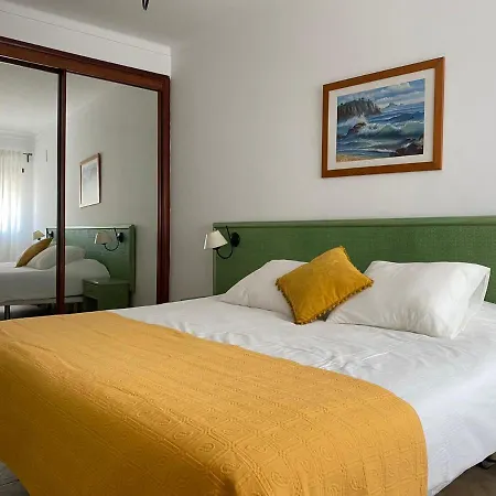 Apart Brodway Apartman Altura